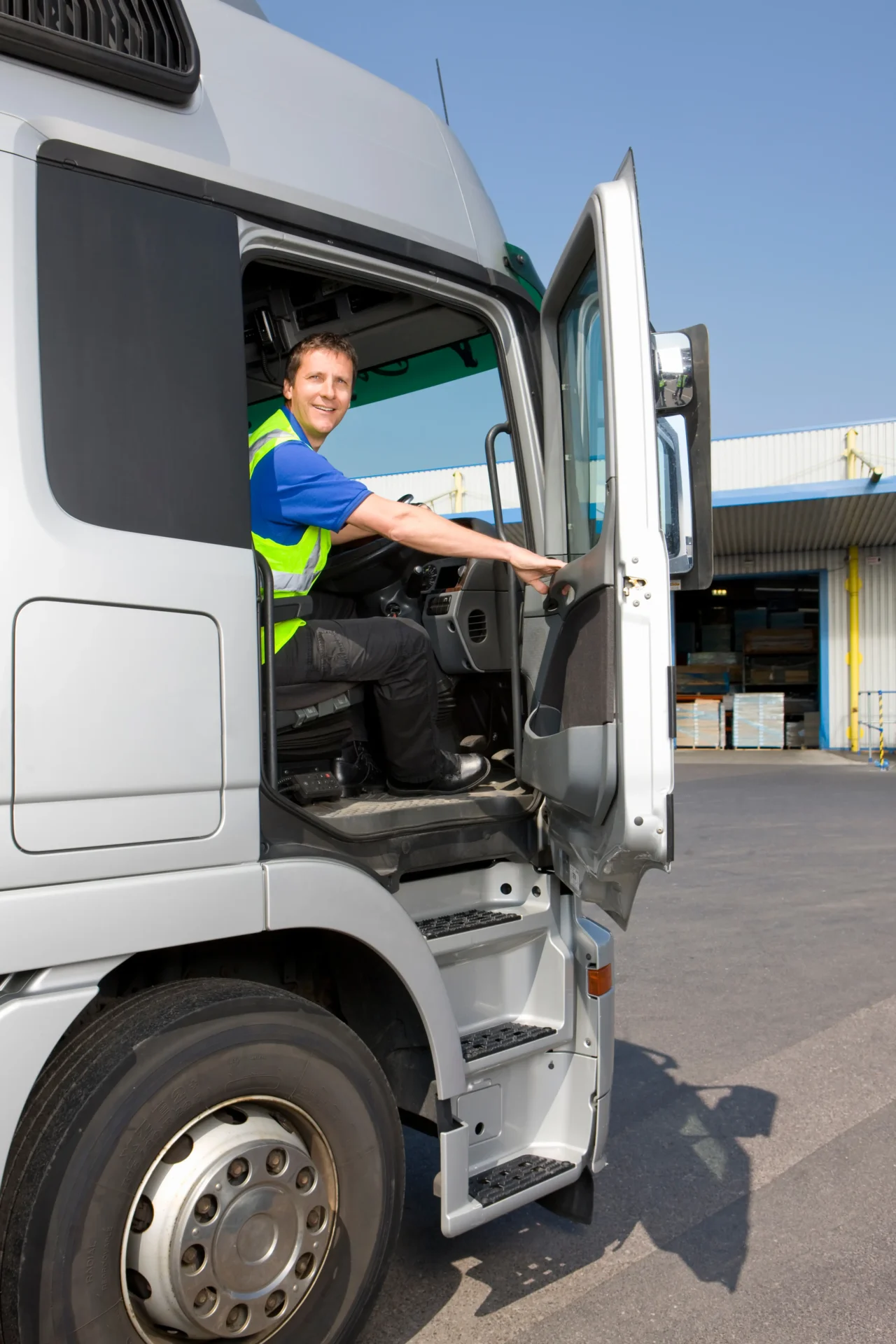 camion-transportista-decaflow-echeide